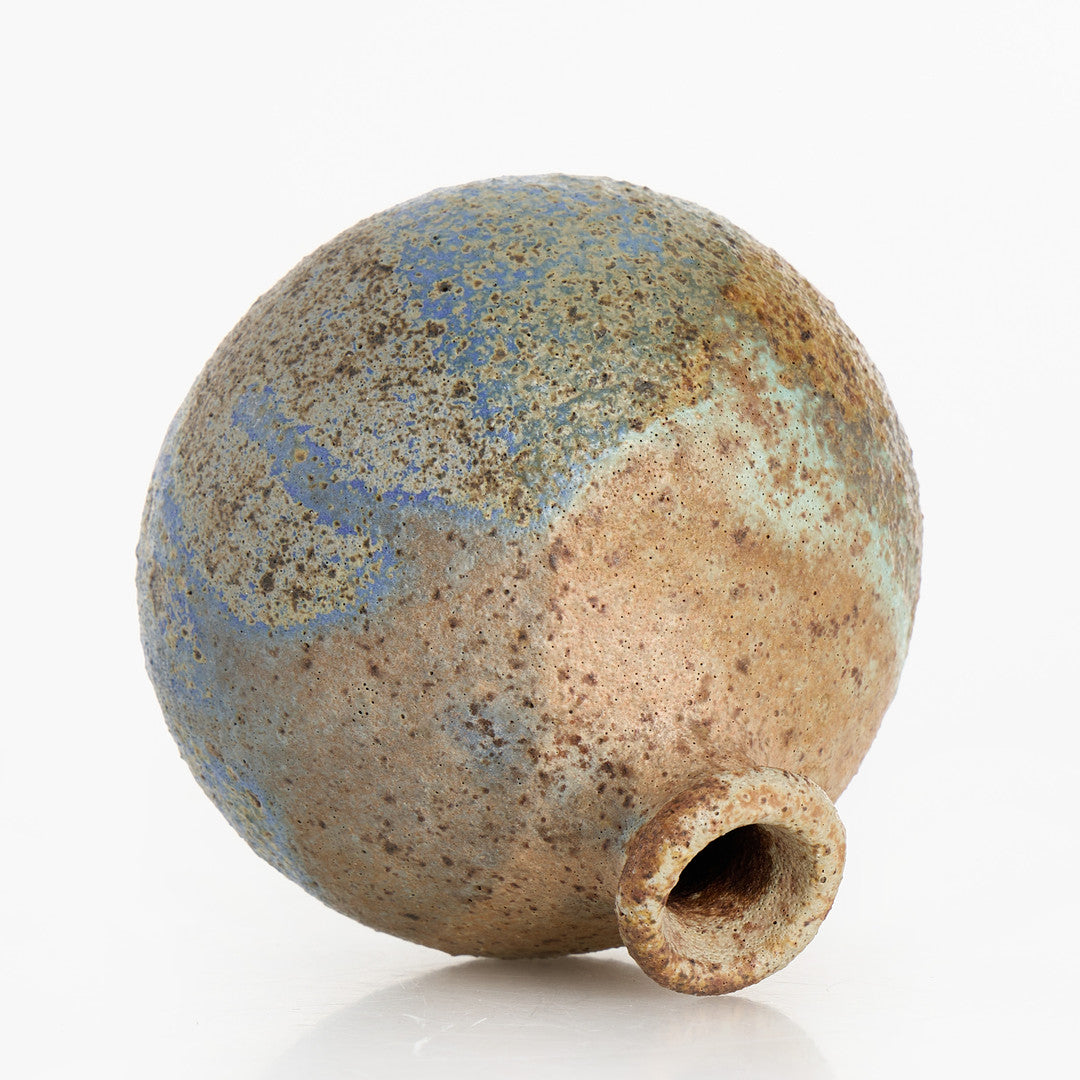 Vase, VIVI CALISSENDORF (1934- )